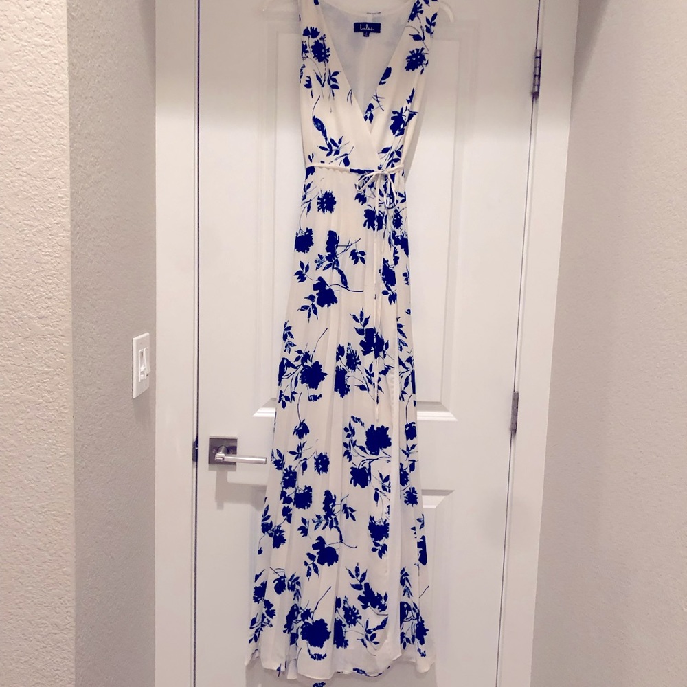 Lulu’s White Blue Floral Pleated Wrap Maxi Dress